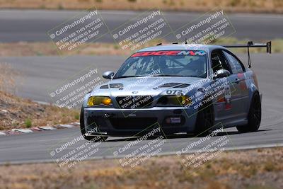 media/May-31-2025-CalClub SCCA (Sat) [[2c1a04e1ee]]/Qualifying/Group 2/Turn 4/